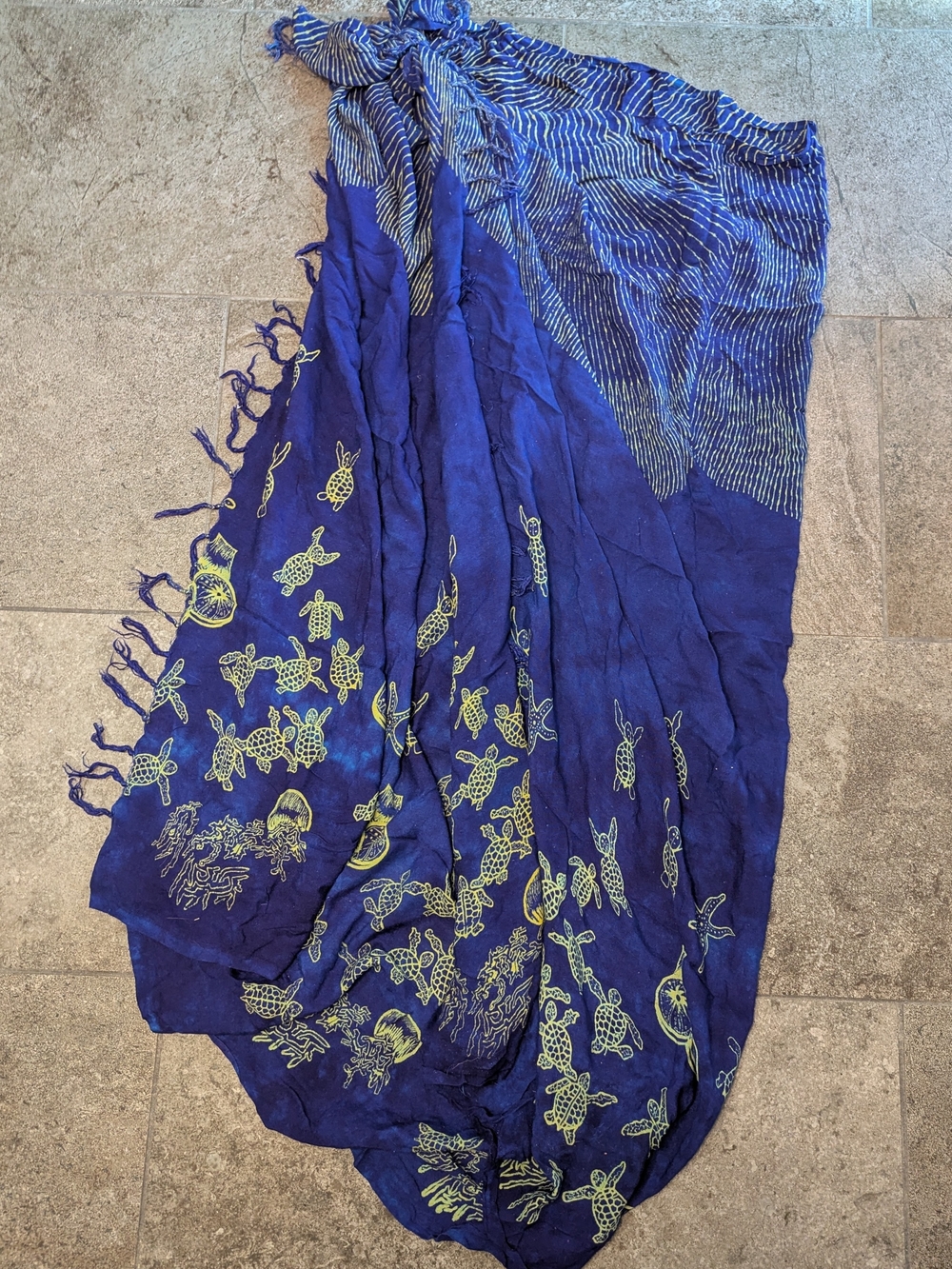 Blue Turtle Print Women's Swim Sarong